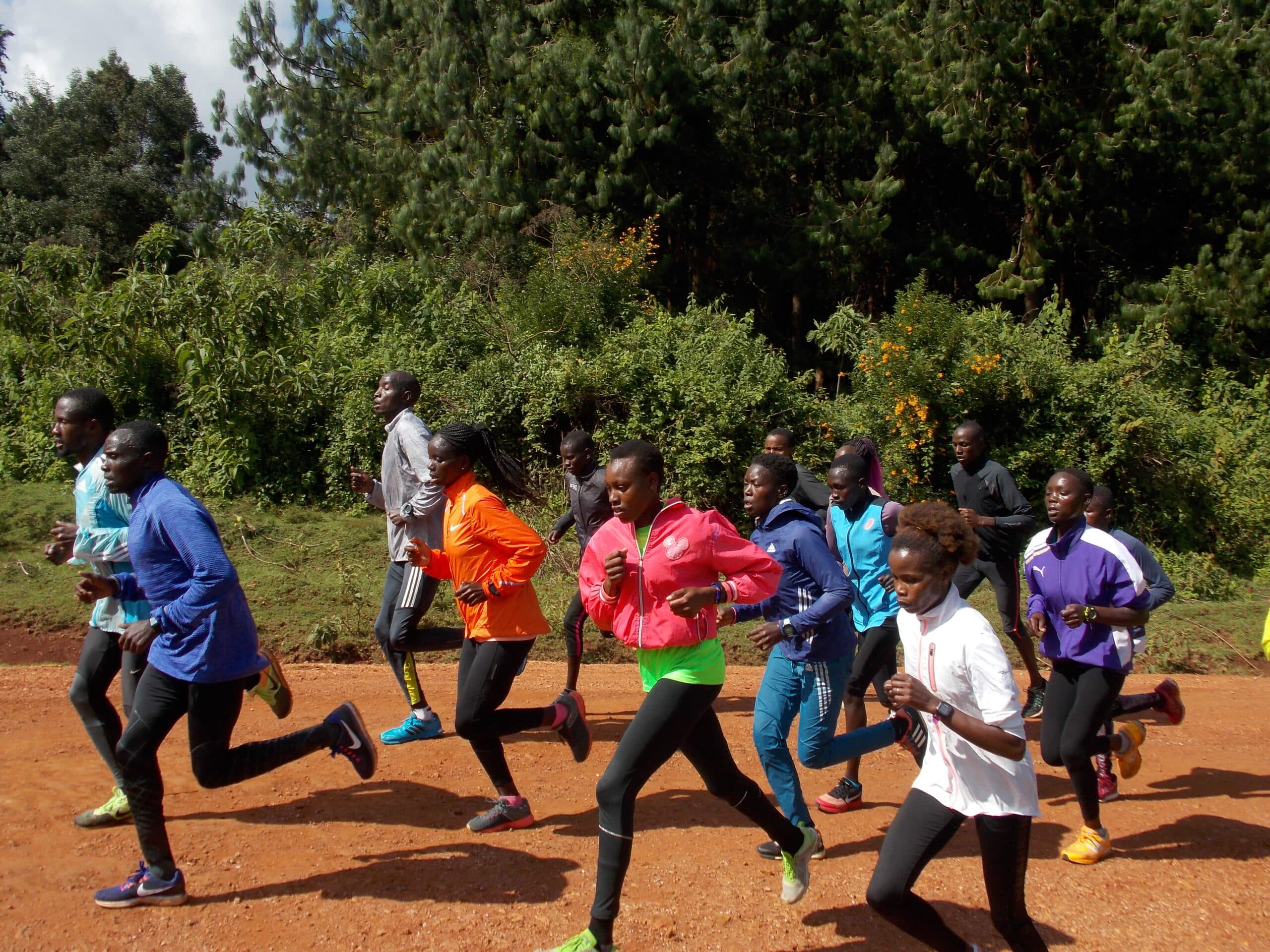 Should top elite athletes from Kenya run in the local Kenyan races?