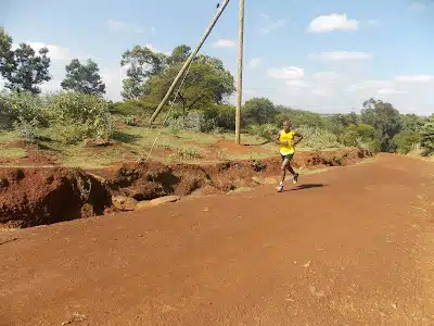 Kenyan runners do their long runs in different ways