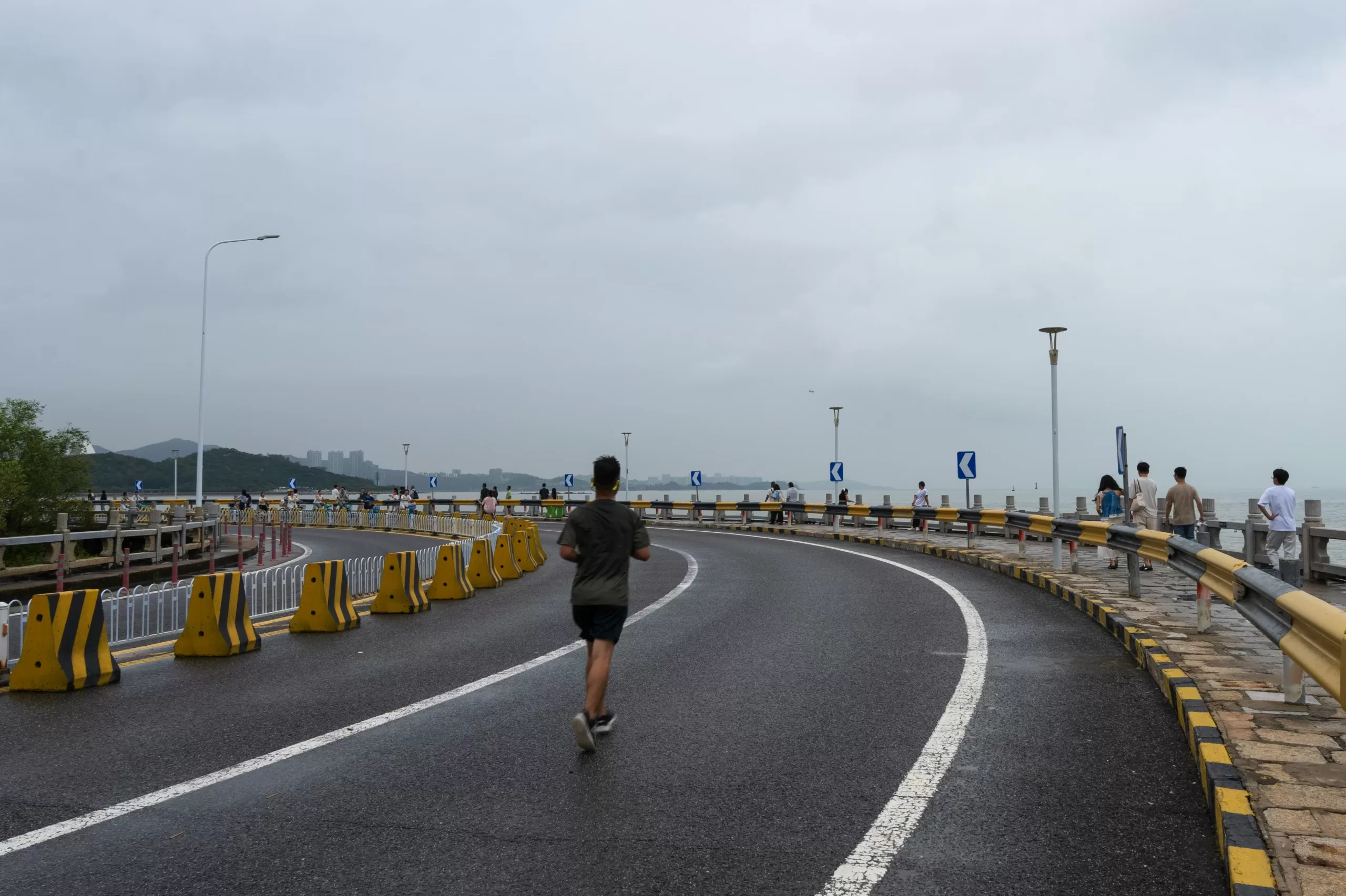 Individual marathon training over group work pic-kaca-5R0yOl0Q5gQ-unsplash
